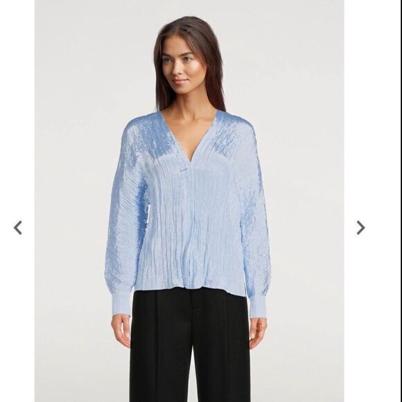 VINCE Double V-neck blouse in Cerulean blue - Picture 3 of 8